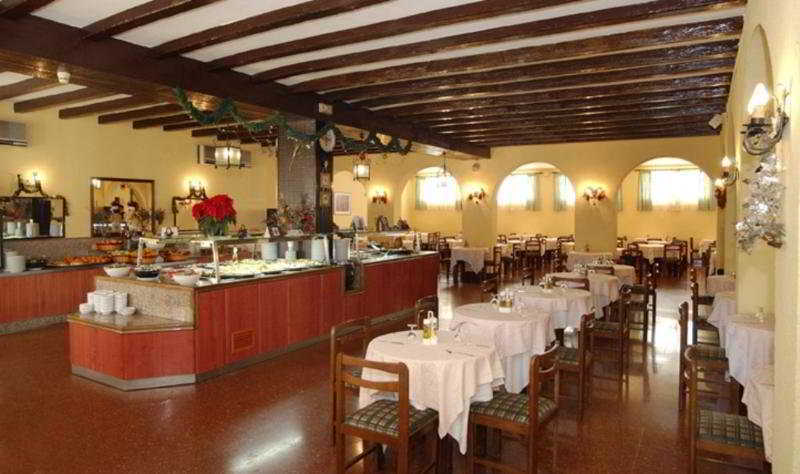 Kross Goya Benalmádena Restaurante foto